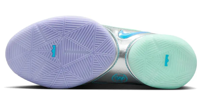 nike-lebron FZ1097-100