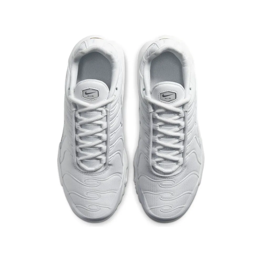 Nike Air Max Plus Older Kids’ White (CW7044-100)
