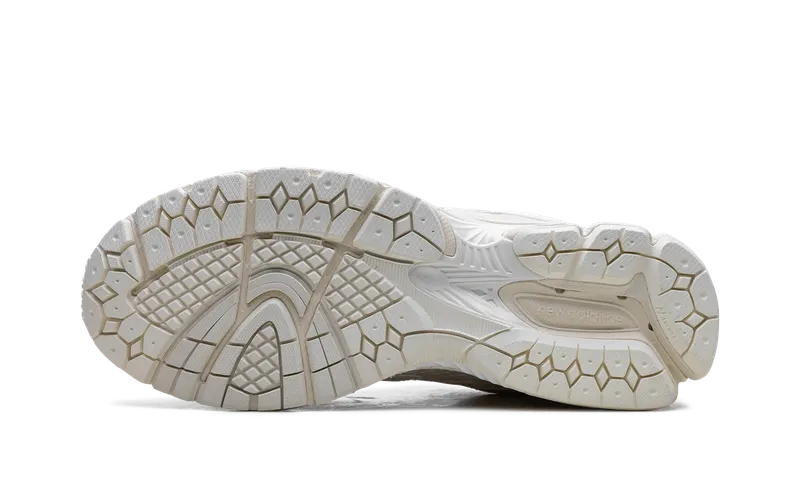 New Balance 860v2 “Aimé Leon Dore – Cream” (ML860AH2)