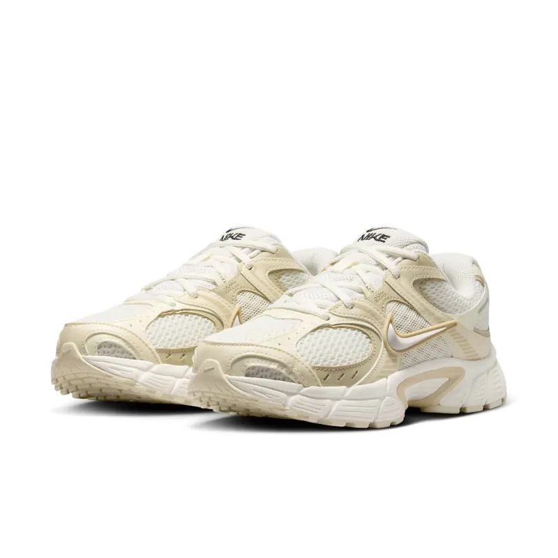 Nike V5 RNR Coconut Milk/Sail/Black/Coconut Milk (IO0464-101)