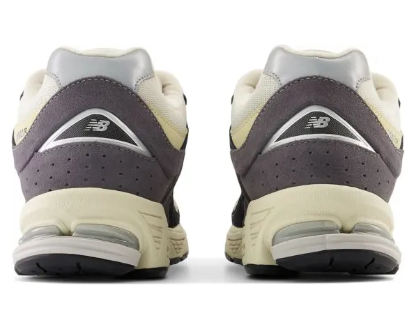 new-balance-2002r M2002RSH
