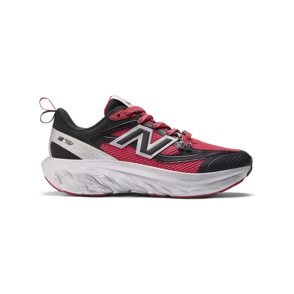 New Balance Fresh Foam Trainer “GANNI – Black Silver Metallic Red” (UTRNGN)