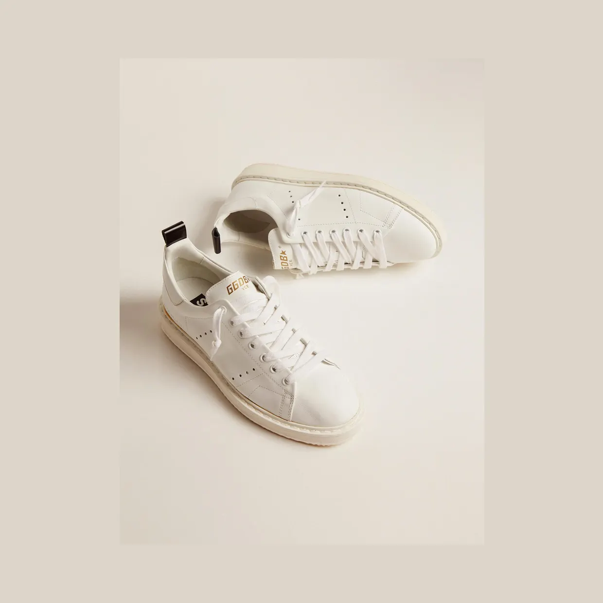 Golden Goose Starter In Leather With Star On The Heel Tab (GMF00127.F000330.10100) (2)