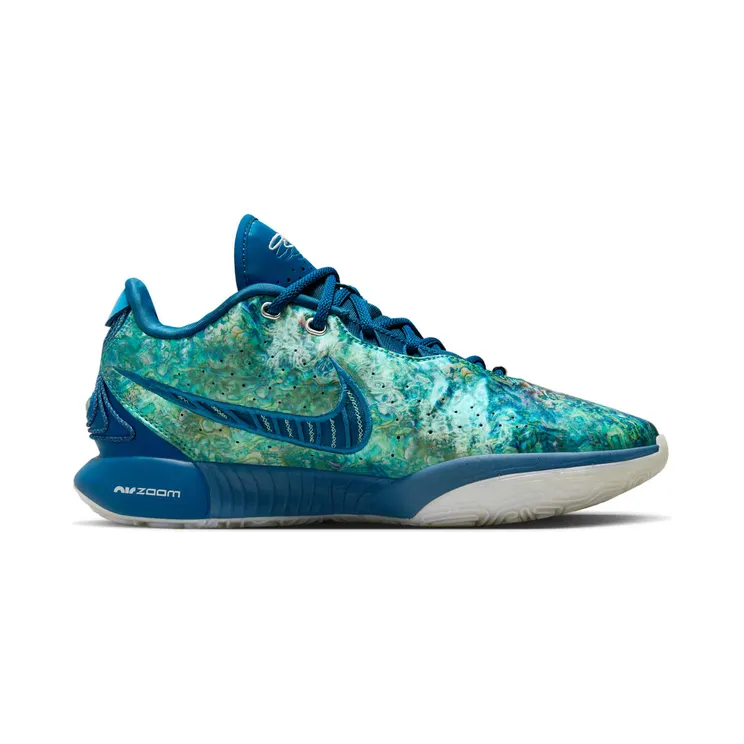nike-lebron FN0708-400