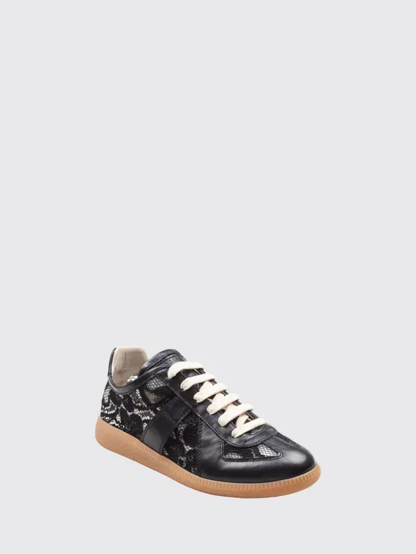 Maison Margiela Replica Leather Trainers with Floral Lace Embroidery Black (S58WS0303P7791T8013)