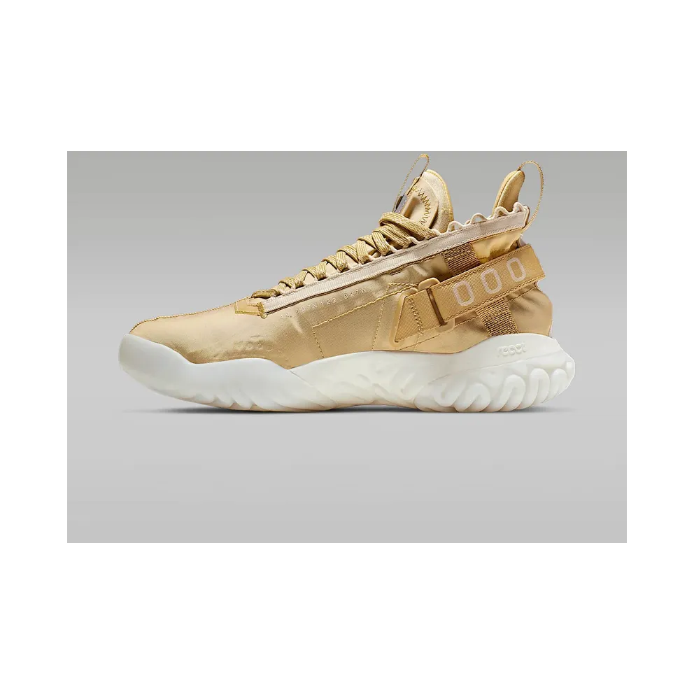 Jordan Proto React Light Cream Light Cream/Black-Club Gold-Sail (BV1654-200)