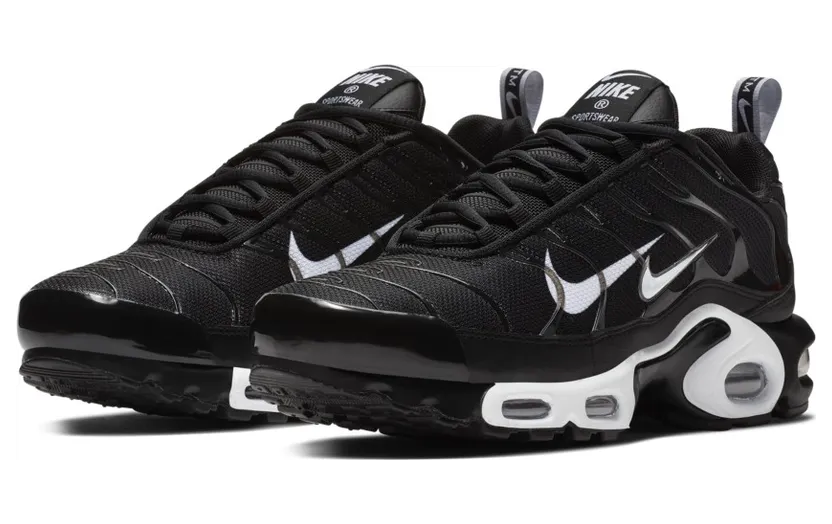 Nike Air Max Plus Overbranding Black