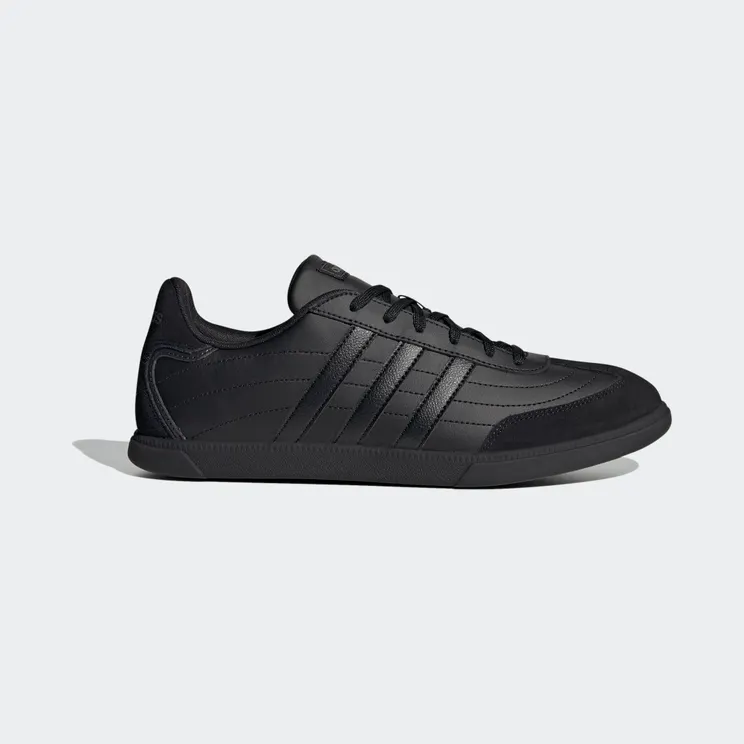 adidas Okosu Core Black / Core Black / Cloud White (H02041)