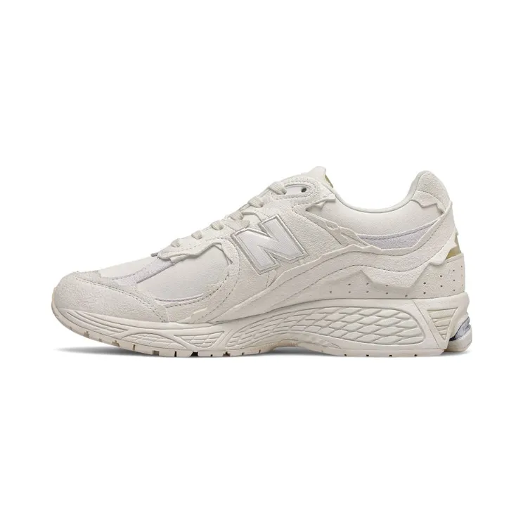 new-balance-2002r M2002RDC