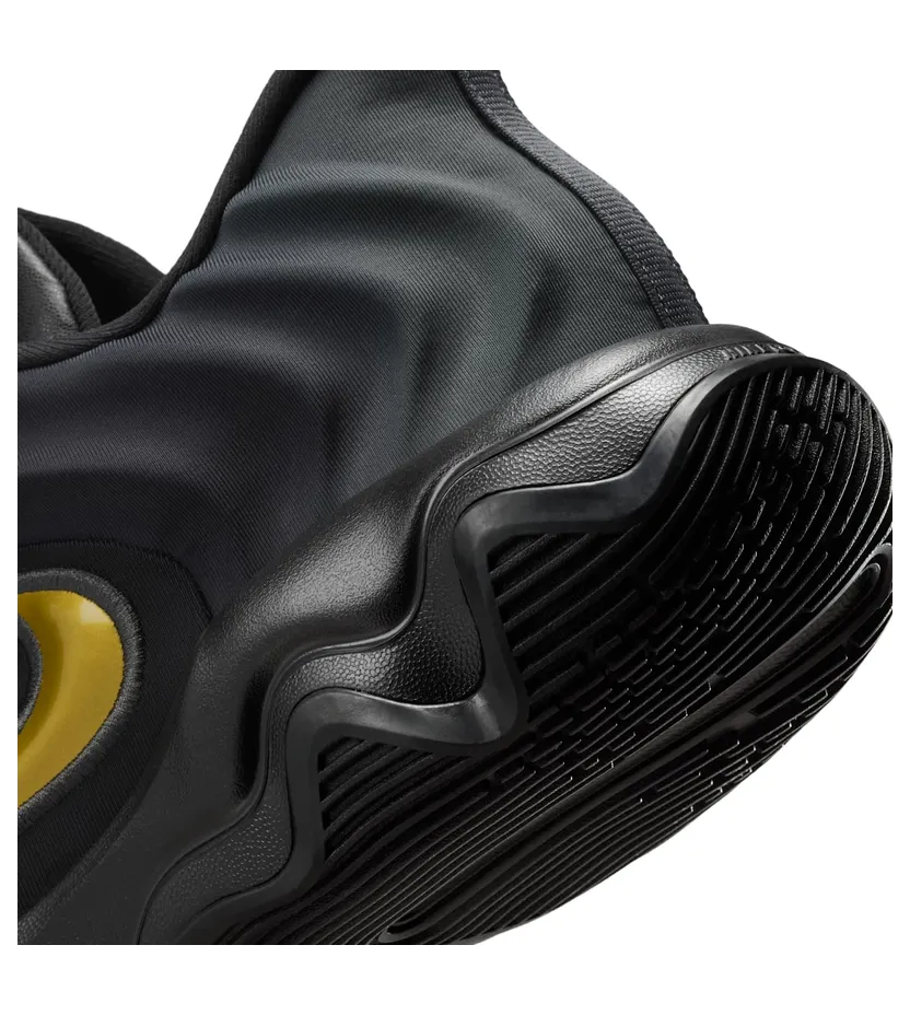 nike-giannis-immortality FQ3680-010