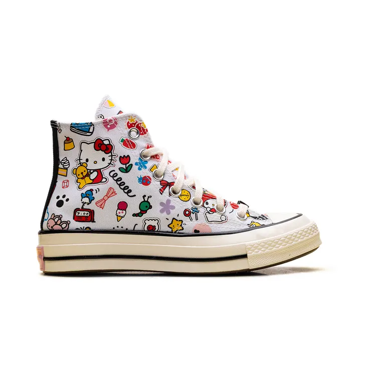 converse-chuck-taylor-all-star A17696C