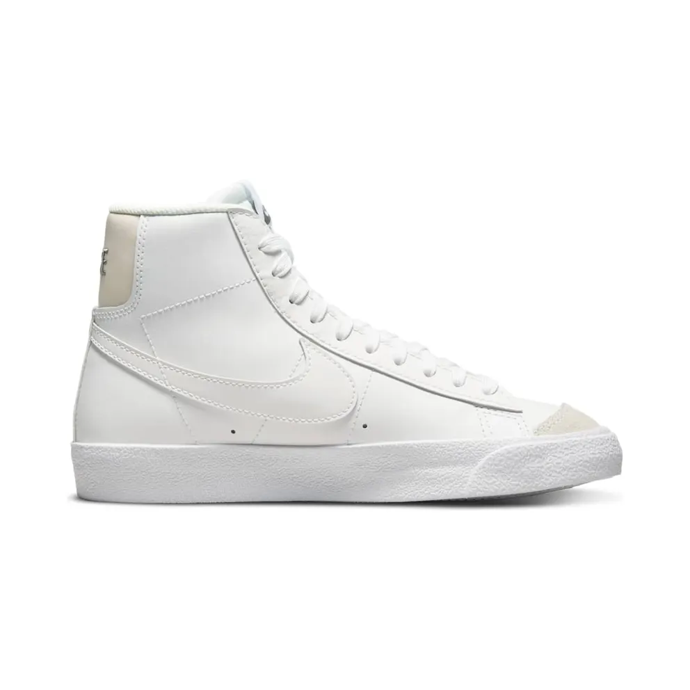 Nike Blazer Mid ’77 Older Kids’ White (DA4086-104)