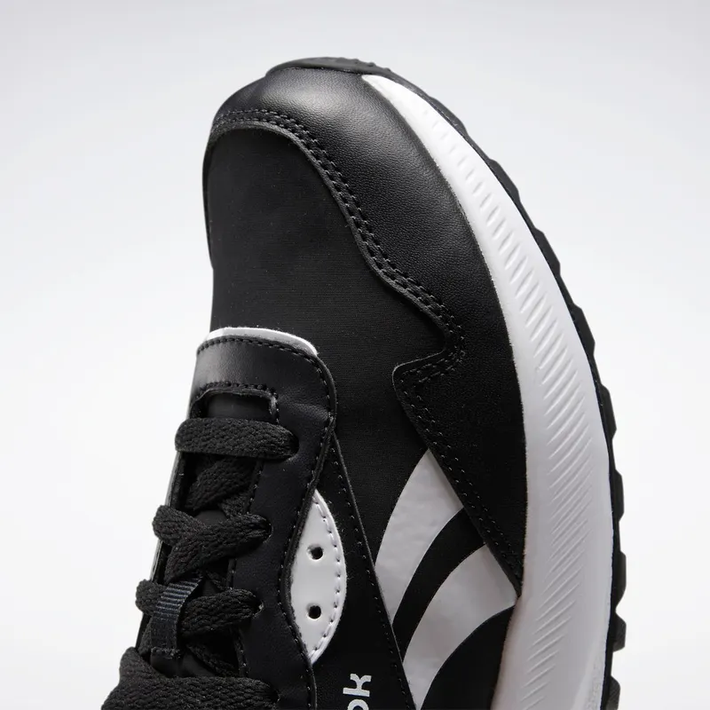 reebok-classic-leather H05912