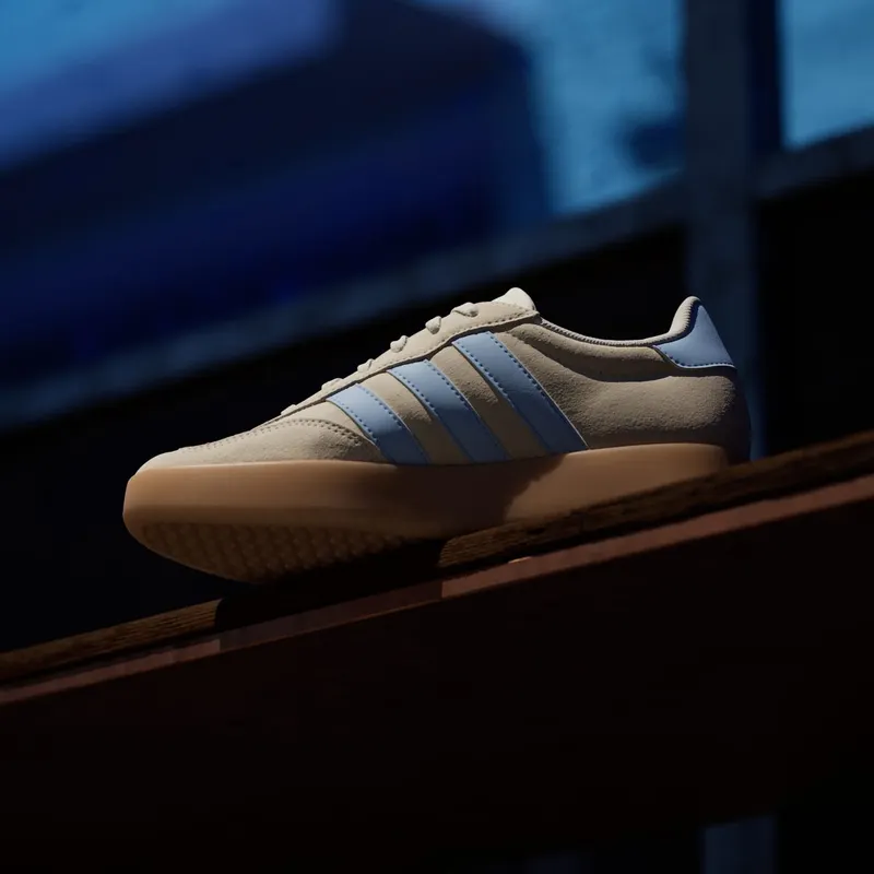 Adidas Barreda Cream White / Glow Blue / Gum (KK2325)