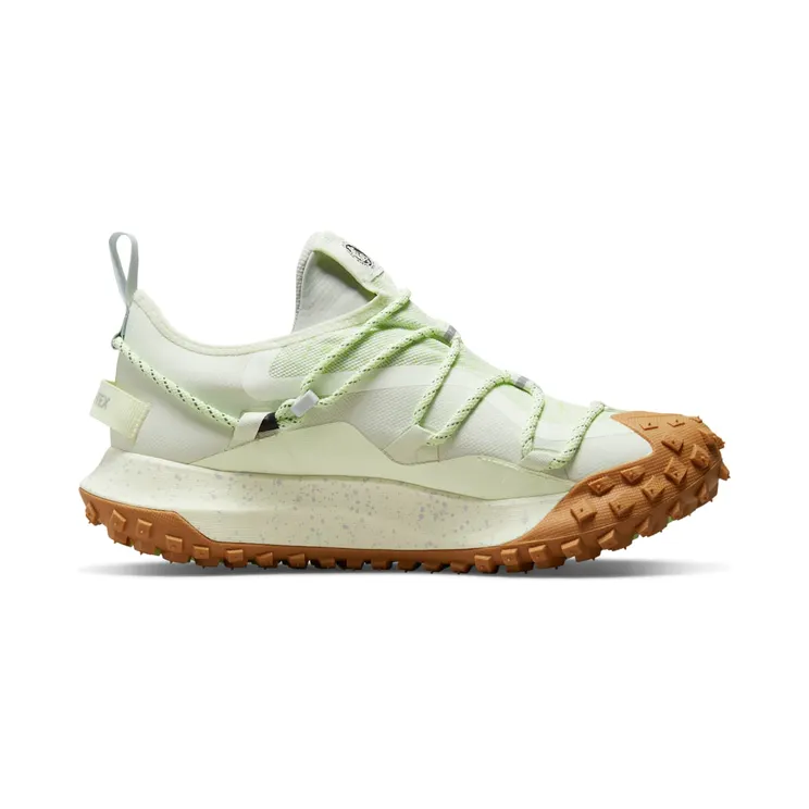 nike-acg DD2861-001