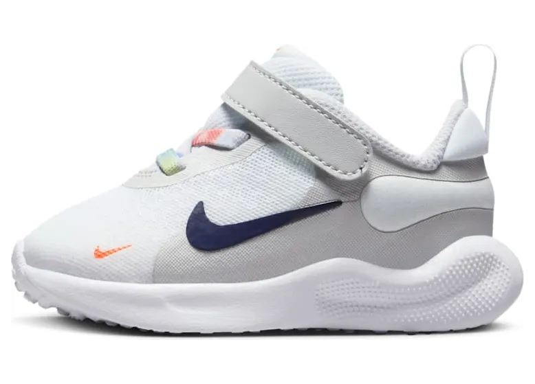 Nike Revolution 7 FN4990-100