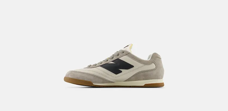 New Balance URC42PMB (arid stone / timberwolf / black cement) – URC42PMB