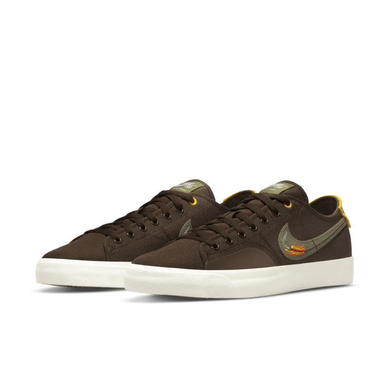 Nike SB BLZR Court DVDL Skateschoen Bruin (CZ5605-200)
