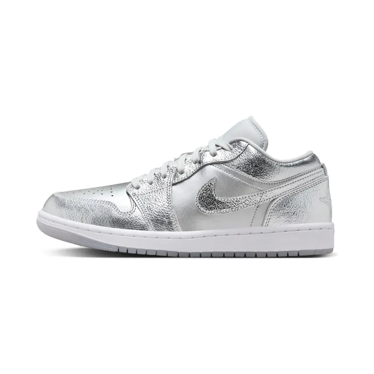 Air Jordan 1 Low SE “Metallic Silver / Wolf Grey / White / Photon Dust” (FN5030-001)