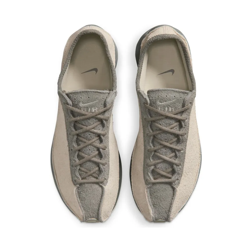 Nike Air Superfly “Light Khaki / Light Army” (IV6044-229)
