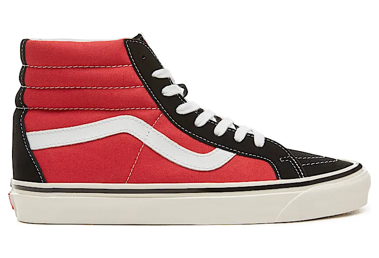 Vans Sk8-Hi 38 DX ‘Anaheim Factory’ Red/Black (VN0A38GFUBS)