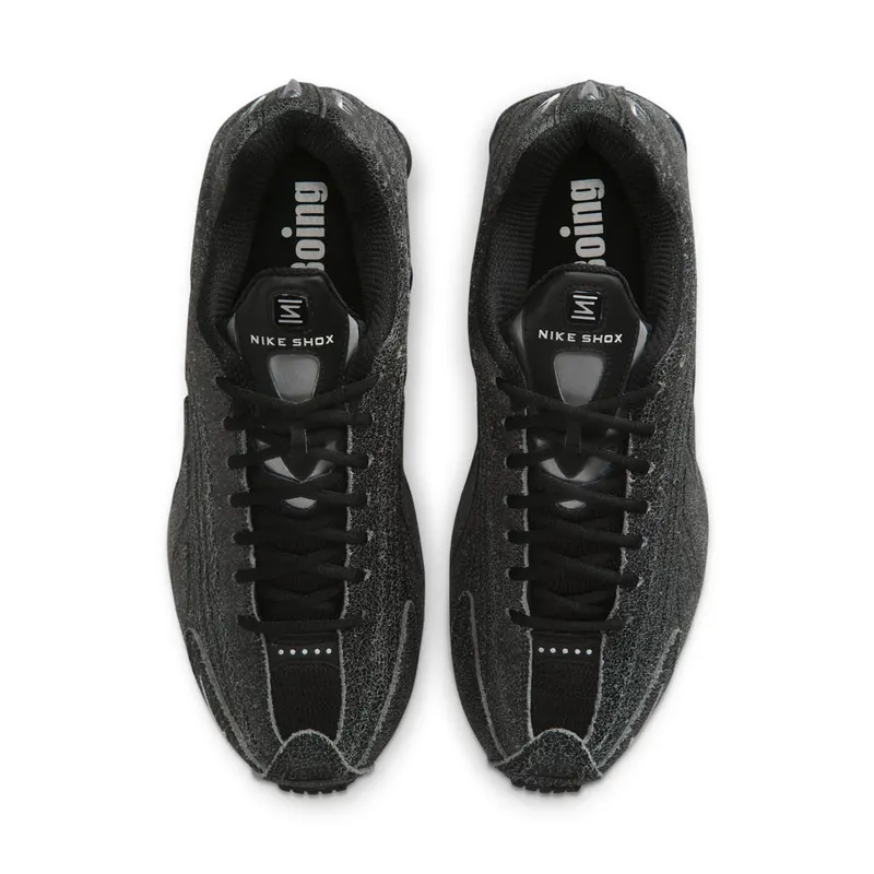 Nike Shox R4 “Distressed Leather – Black” (IO4544-002)