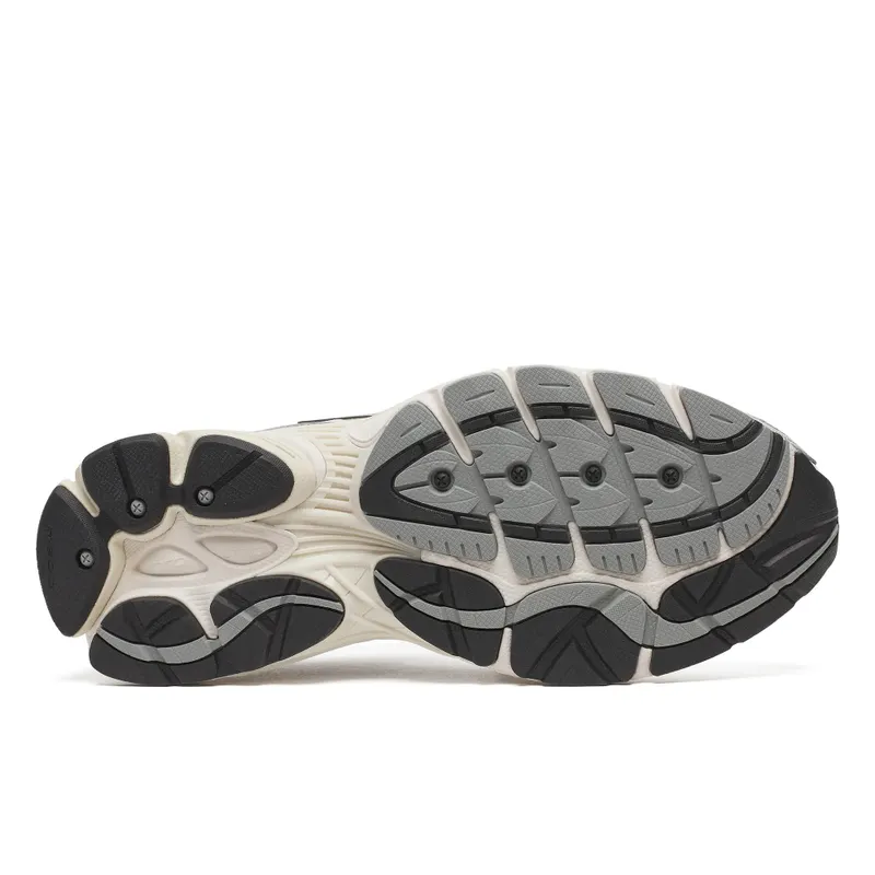 SAUCONY ProGrid Omni 9 TMY “White / Silver” (S70832-6)