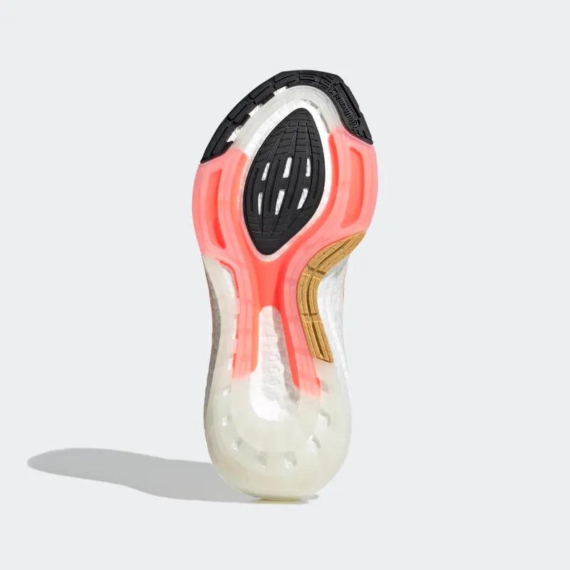 adidas ULTRABOOST 22 Shoes Cloud White / Turbo / Flash Orange (GX5595)