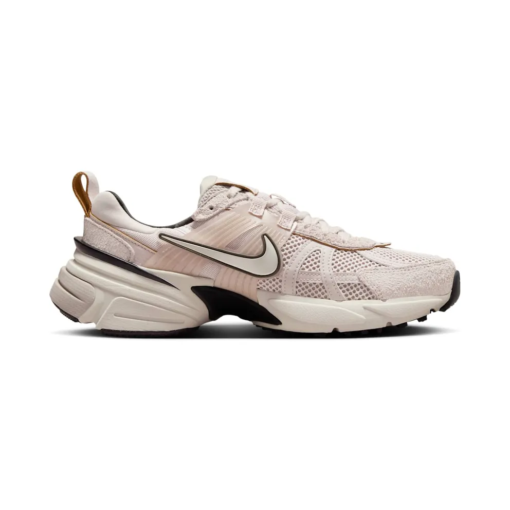 Nike V2K Run “Platinum Violet” (FN6703-001)