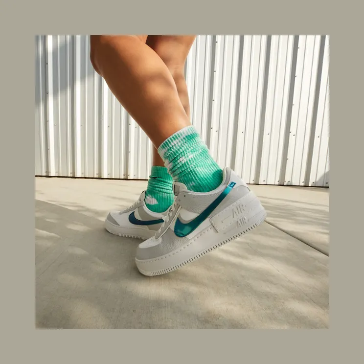 nike-air-force DR7856-100