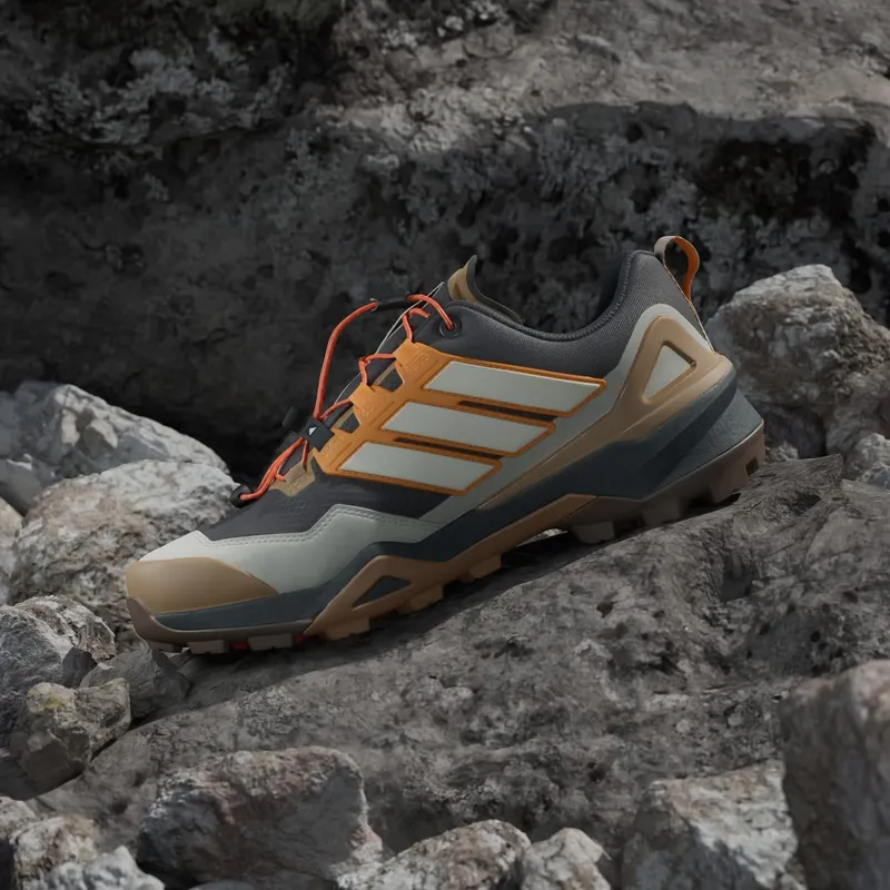 Adidas Terrex Skychaser GORE-TEX Hiking Carbon / Off White / Pure Tangerine (JR3987)