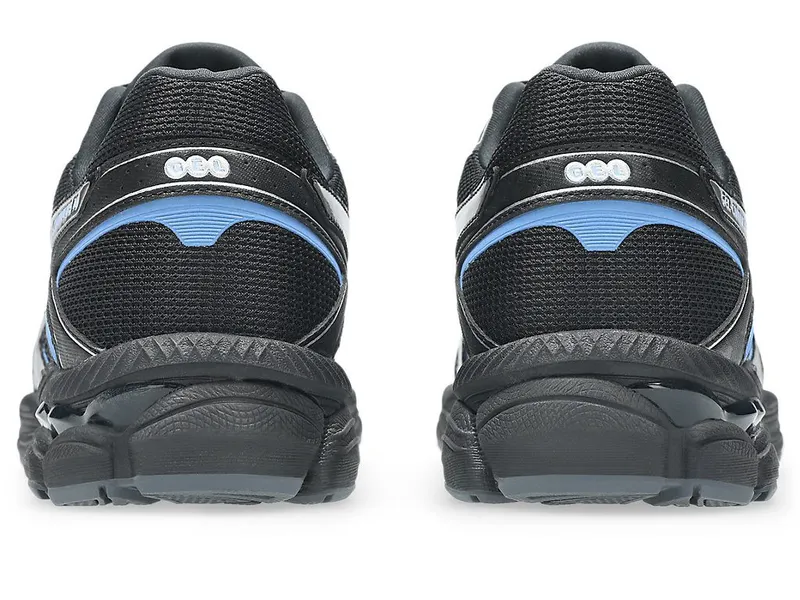 ASICS GEL-CUMULUS 16 “Black / Pure Silver” (1203A888-001)