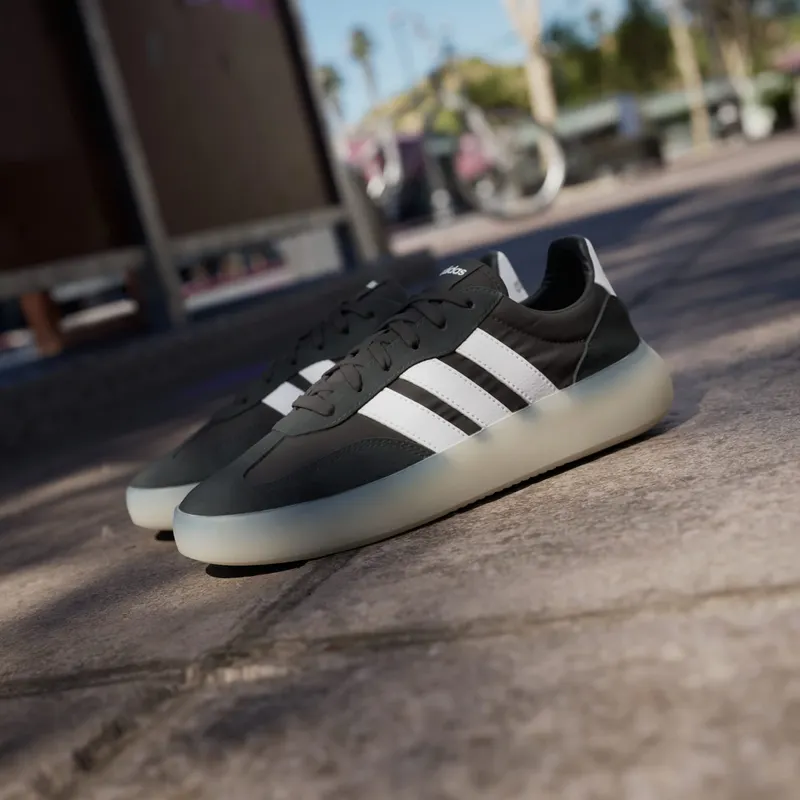 adidas Barreda Decode Core Black Cloud White Core White (JR3102)