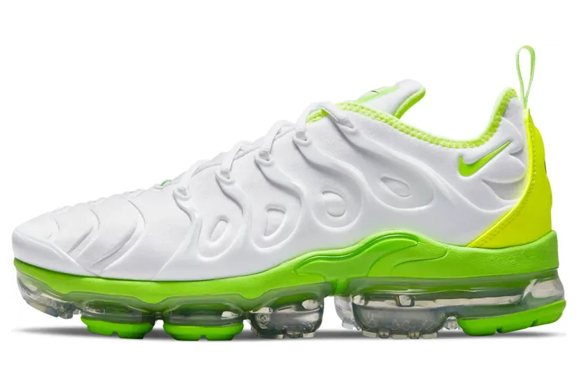 Nike Air VaporMax Plus DJ5975-100