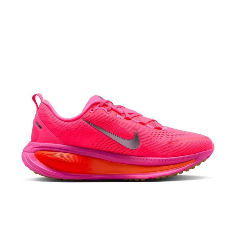 Nike Vomero 18 “Digital Pink Hyper Orange” (HM6804-602)