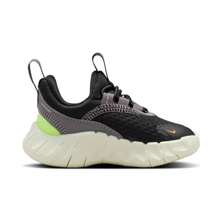nike-free IQ5810-005