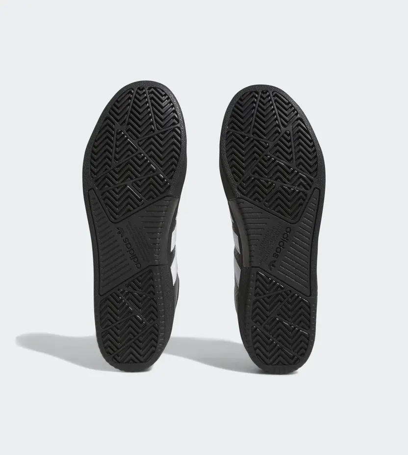 adidas-tyshawn IG5270