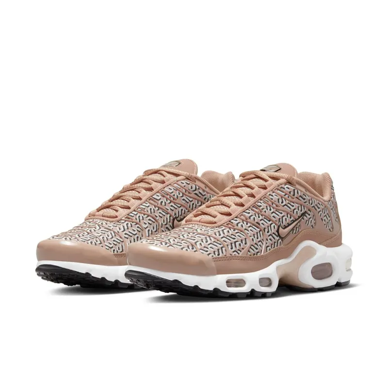 Nike Air Max Plus United in Victory (FB2557-200)