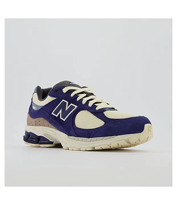 new-balance-2002r M2002RG