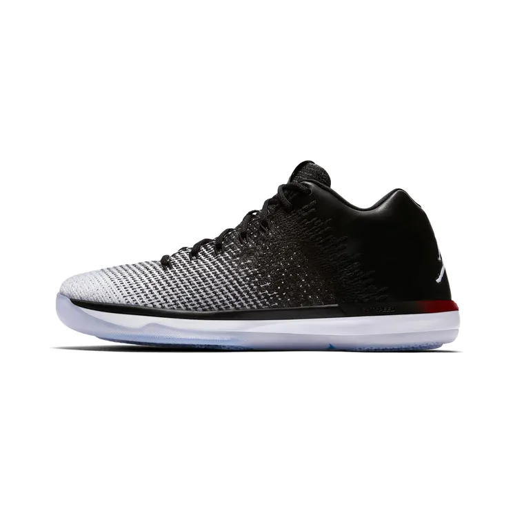 Jordan XXX1 Low Quai 54 “White / Black / University Red” (921195-154)