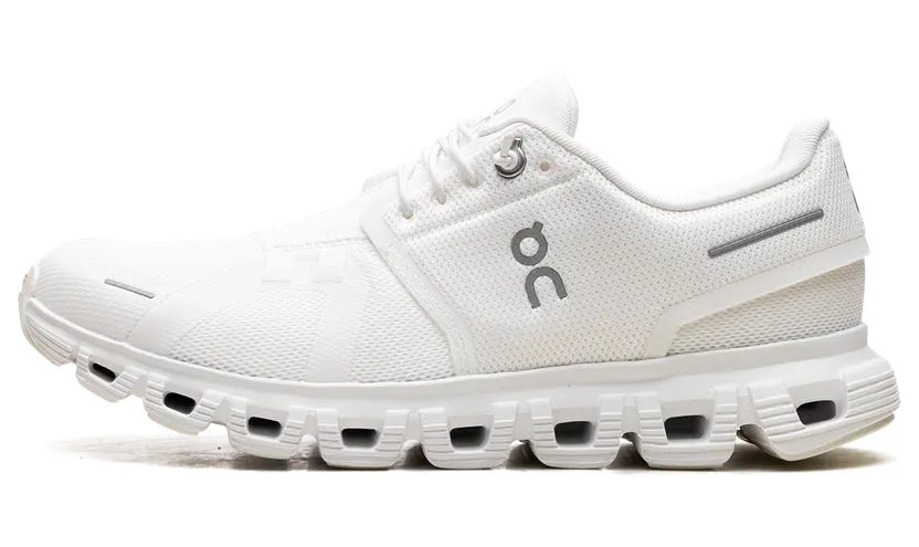 On Running Cloud 6 “Triple White” (3MF10071200)