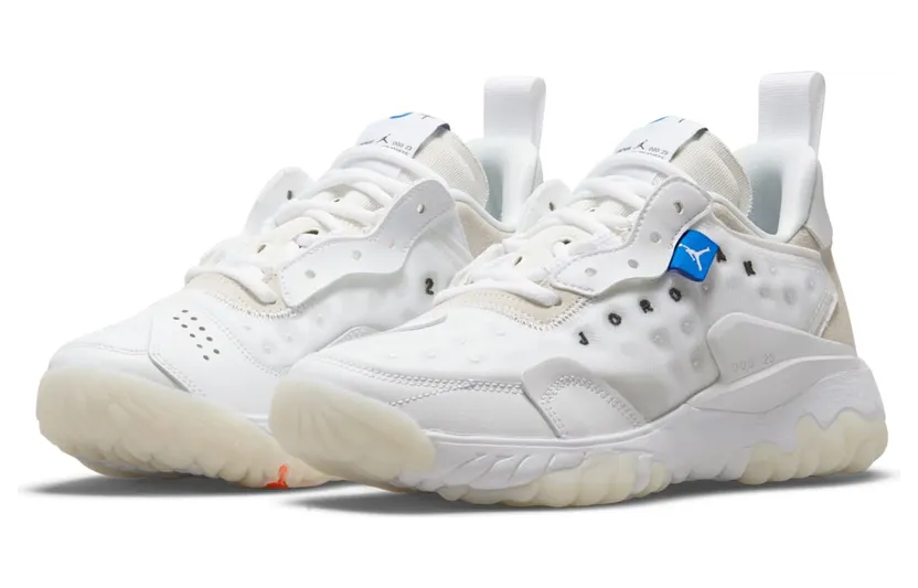 air-jordan-delta CW0913-102
