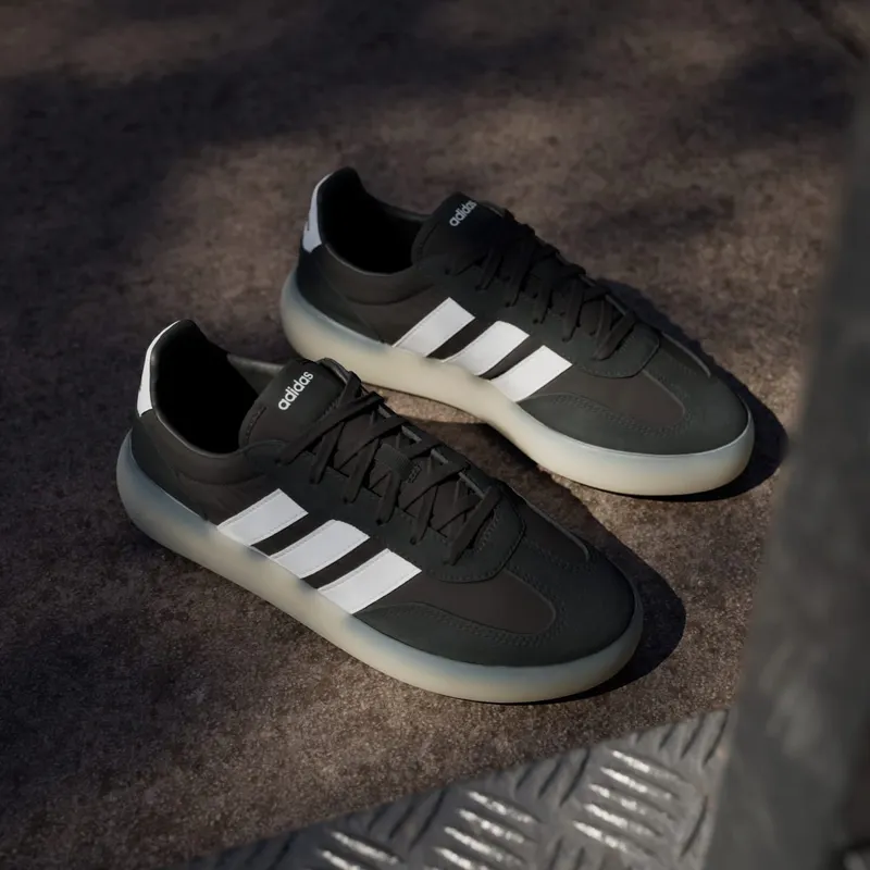 adidas Barreda Decode Core Black Cloud White Core White (JR3102)
