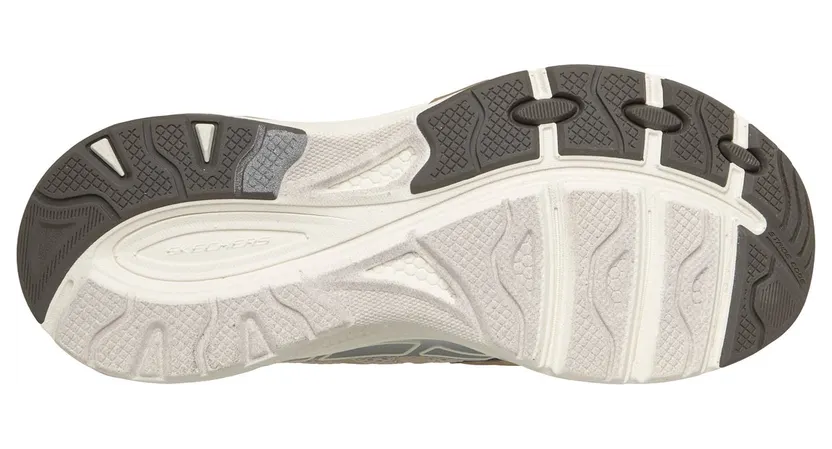 skechers-slip-ins 150820_NTGD