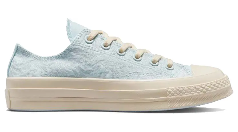 converse-chuck-taylor-all-star A03508C