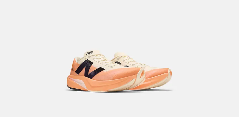 New Balance FuelCell Rebel v4 Hot Mango Black (MFCXCO4)
