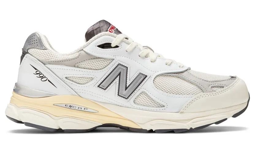 New Balance MADE in USA 990v3 Sea Salt / Rain Cloud (MR990V3-37970)