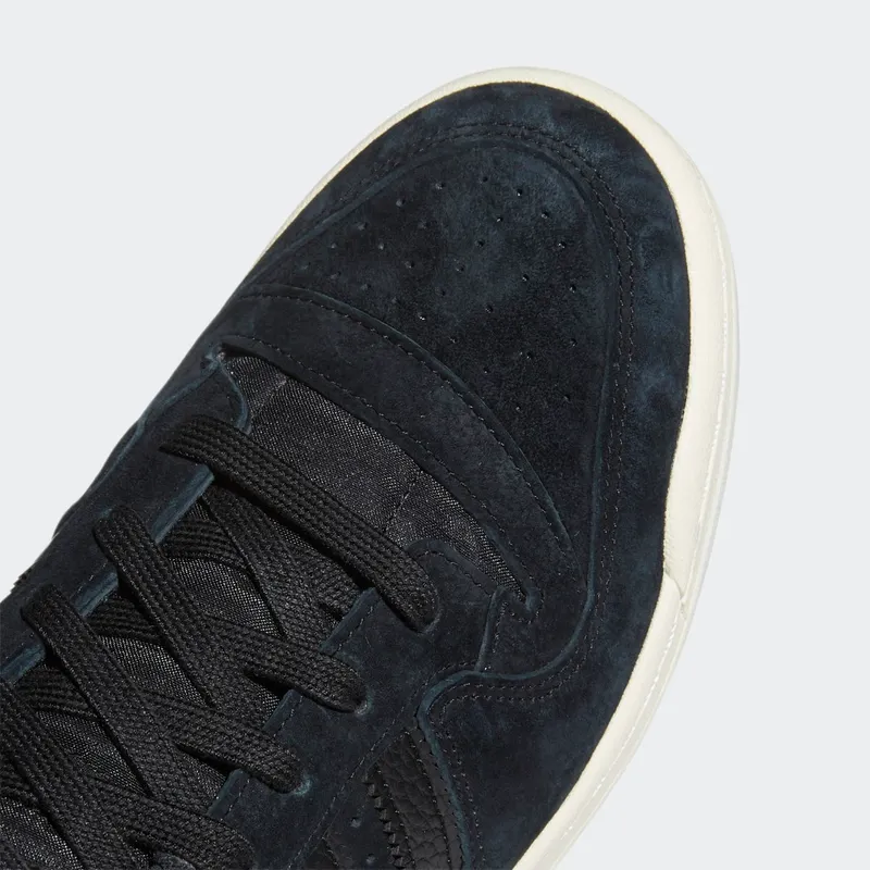 adidas Forum 84 Low Core Black / Cream White / Carbon (Q46366)
