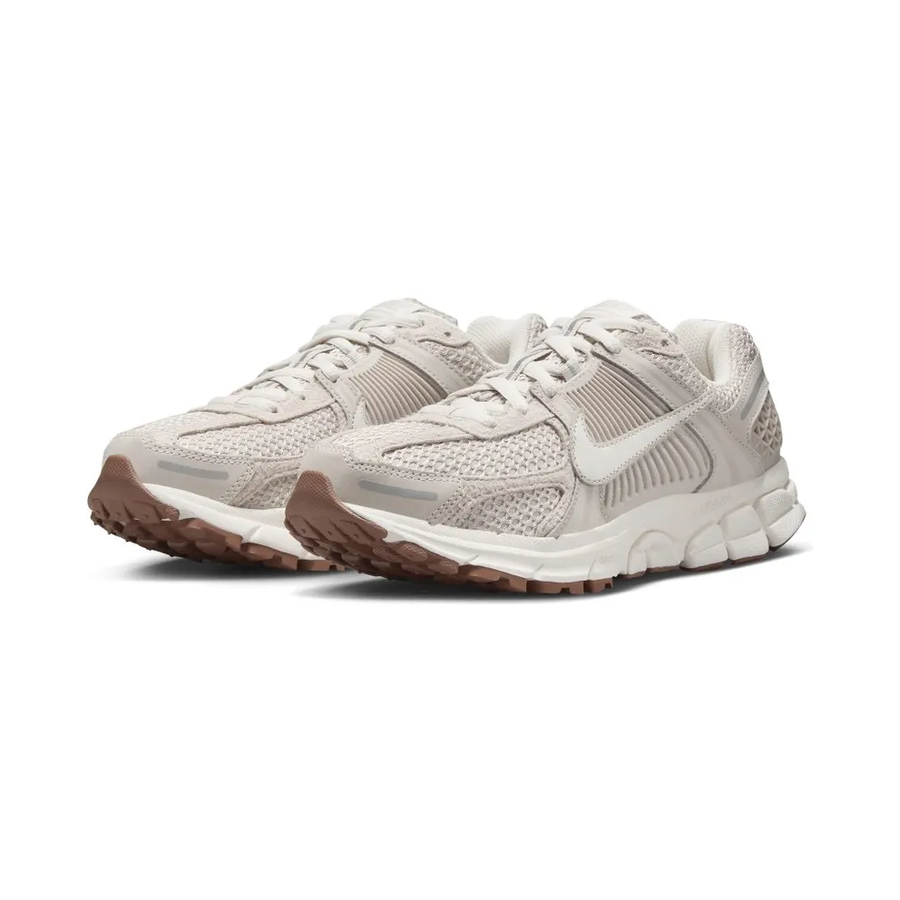Nike Zoom Vomero 5 Light Orewood Brown/Metallic Silver/Gum Medium Brown/Sail (FZ3780-101)