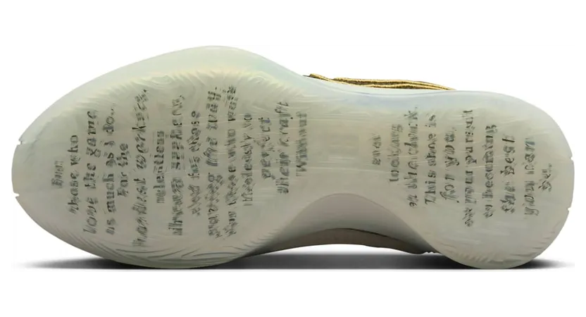 nike-sabrina-1 HF5518-302